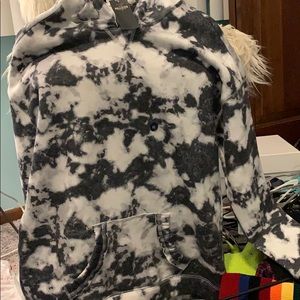 hollister sweatshirt